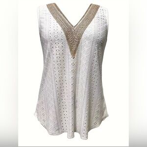 Sleeveless blouse for women, size L